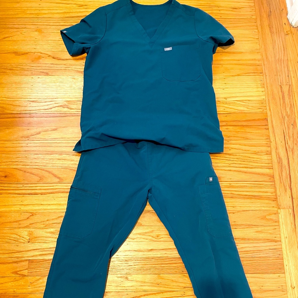 Figs Women’s Nurse Scrubs Size Small